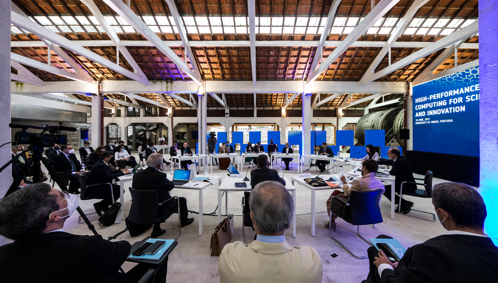 Thumbnail da galeria High-Performance Computing for Science and Innovation